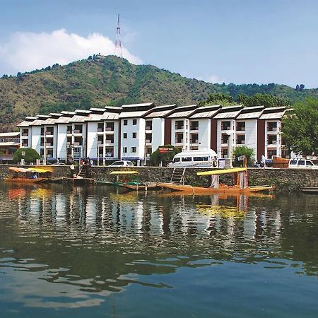 Hotel Pride Continental Srīnagar Exterior foto